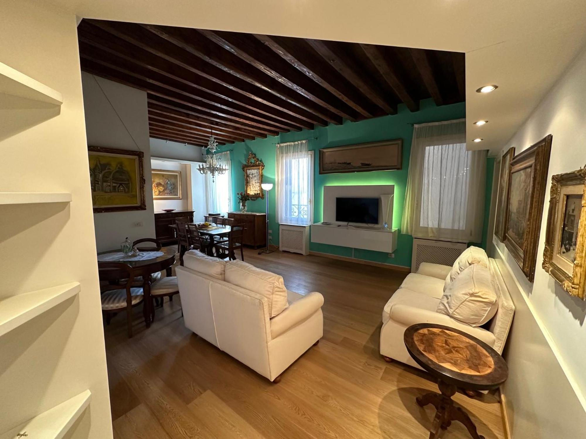 Albrizzi Charme Apartment Венеция Экстерьер фото