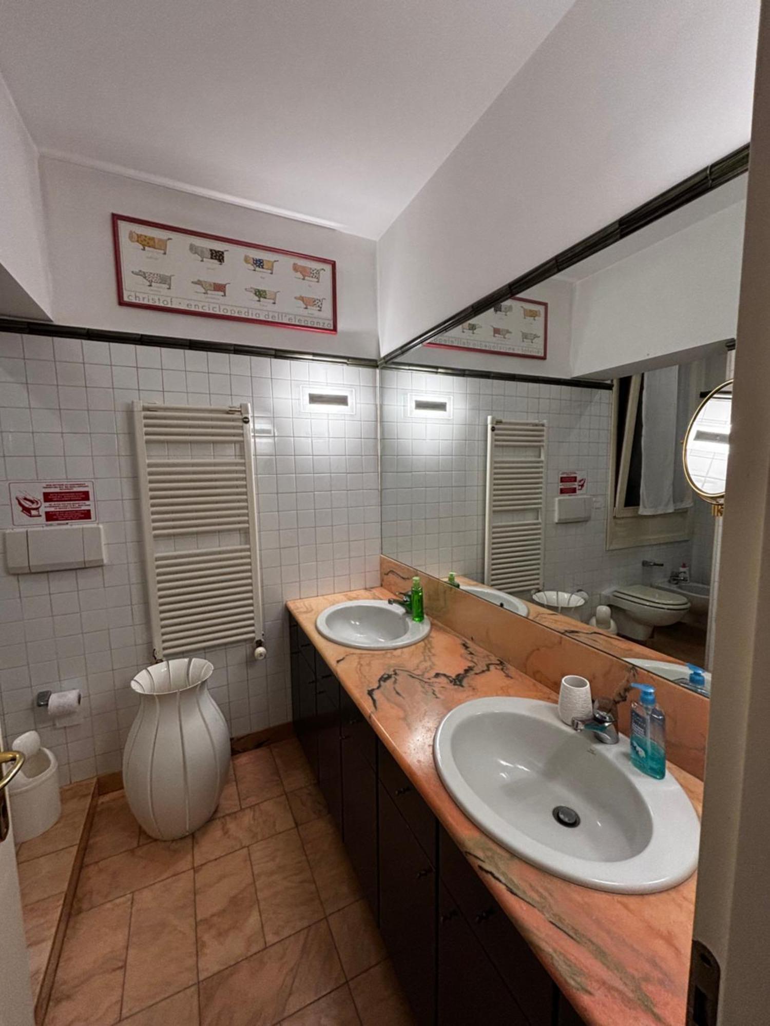 Albrizzi Charme Apartment Венеция Экстерьер фото