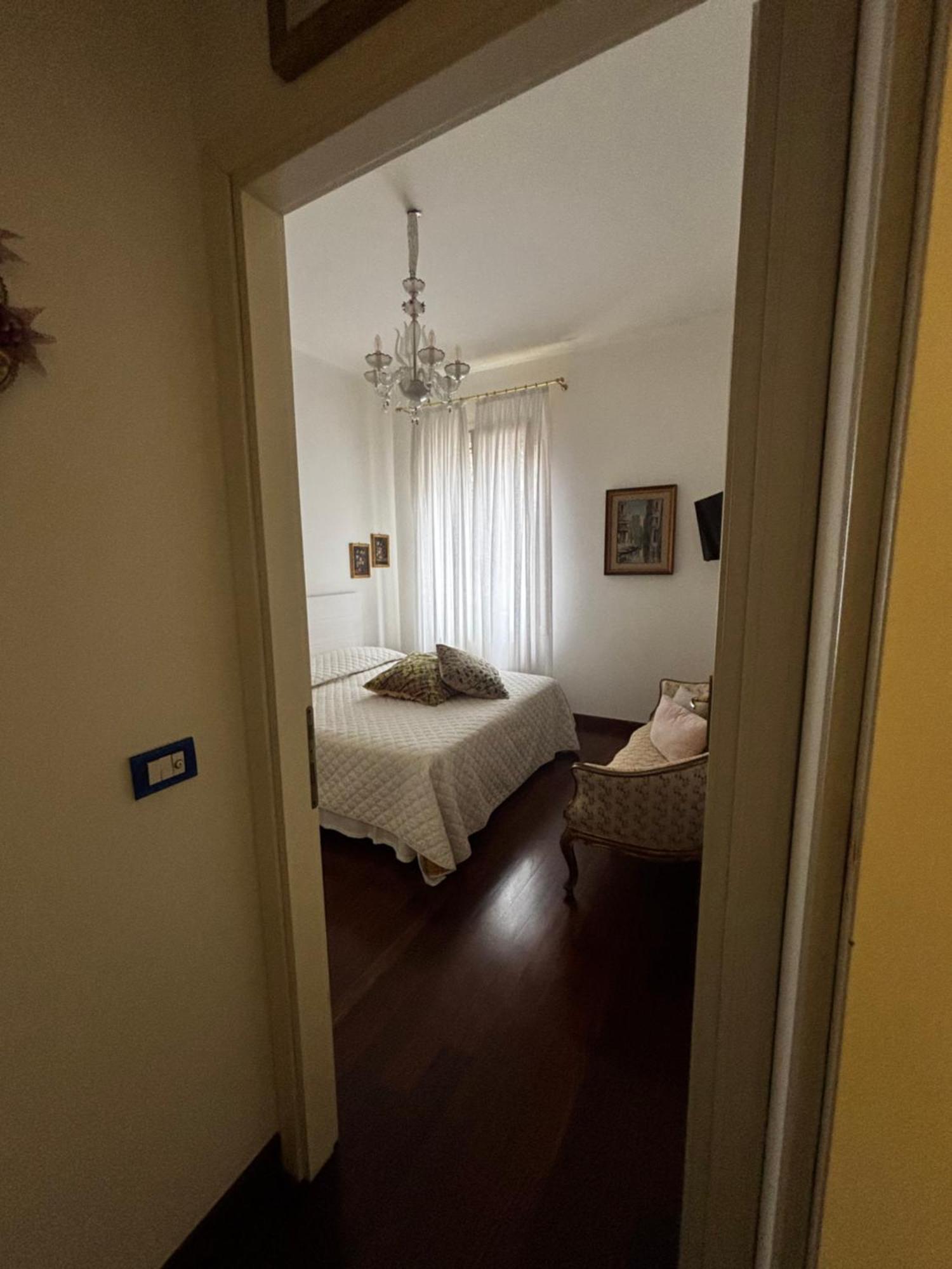 Albrizzi Charme Apartment Венеция Экстерьер фото